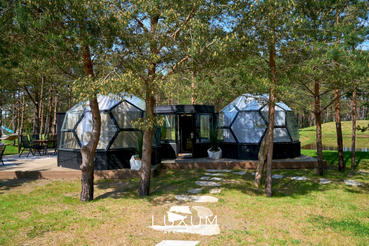 Lääne-Nigula vald, Einbi küla/Enby, Väike-Muusa