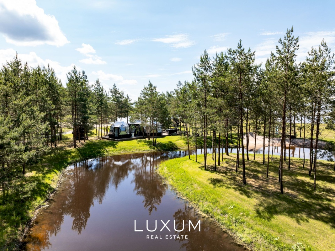 Lääne-Nigula vald, Einbi küla/Enby, Väike-Muusa