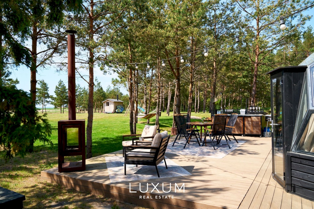 Lääne-Nigula vald, Einbi küla/Enby, Väike-Muusa