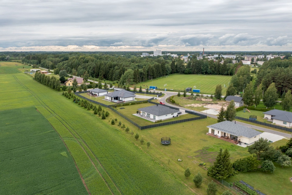 Paide linn, Kriilevälja küla, Rukkilille tee 17