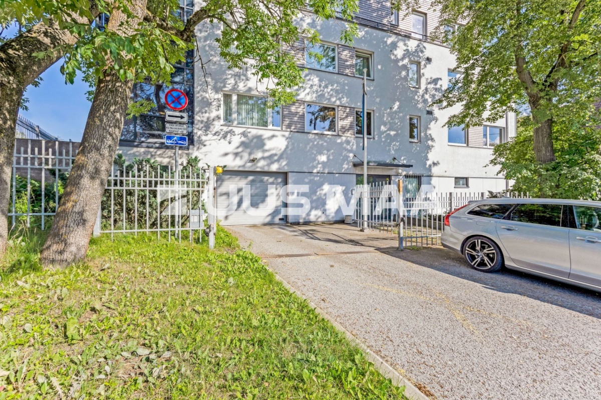 Tallinn, Kesklinna linnaosa, Kuristiku 1