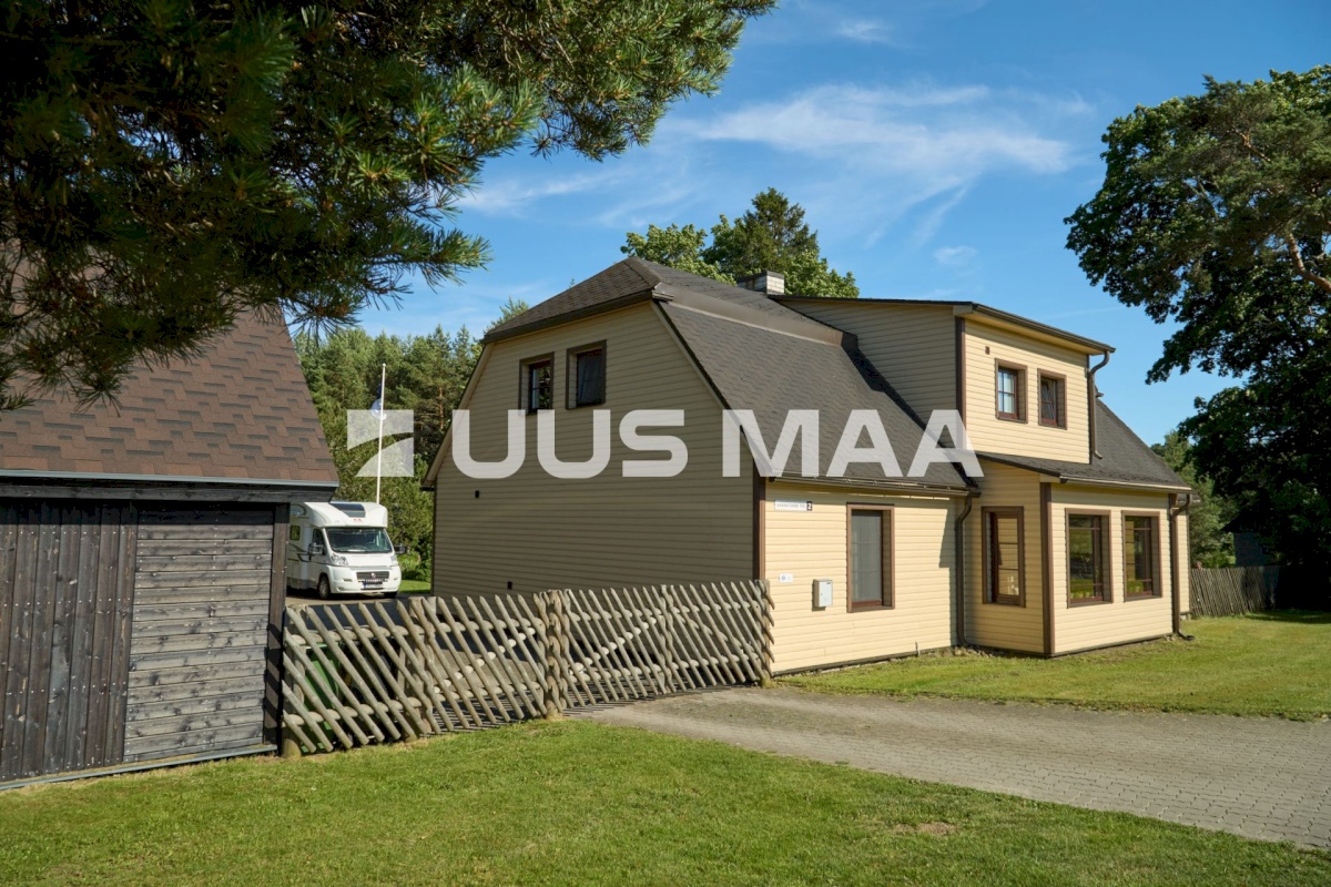 Harku vald, Vääna küla, Väänatammi tee 2