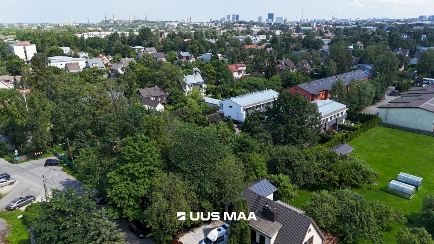 Tallinn, Kristiine linnaosa, Lilleküla, Keemia 33 A