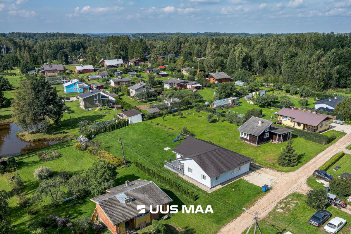 Viljandi vald, Mähma küla, Kotka tee 8