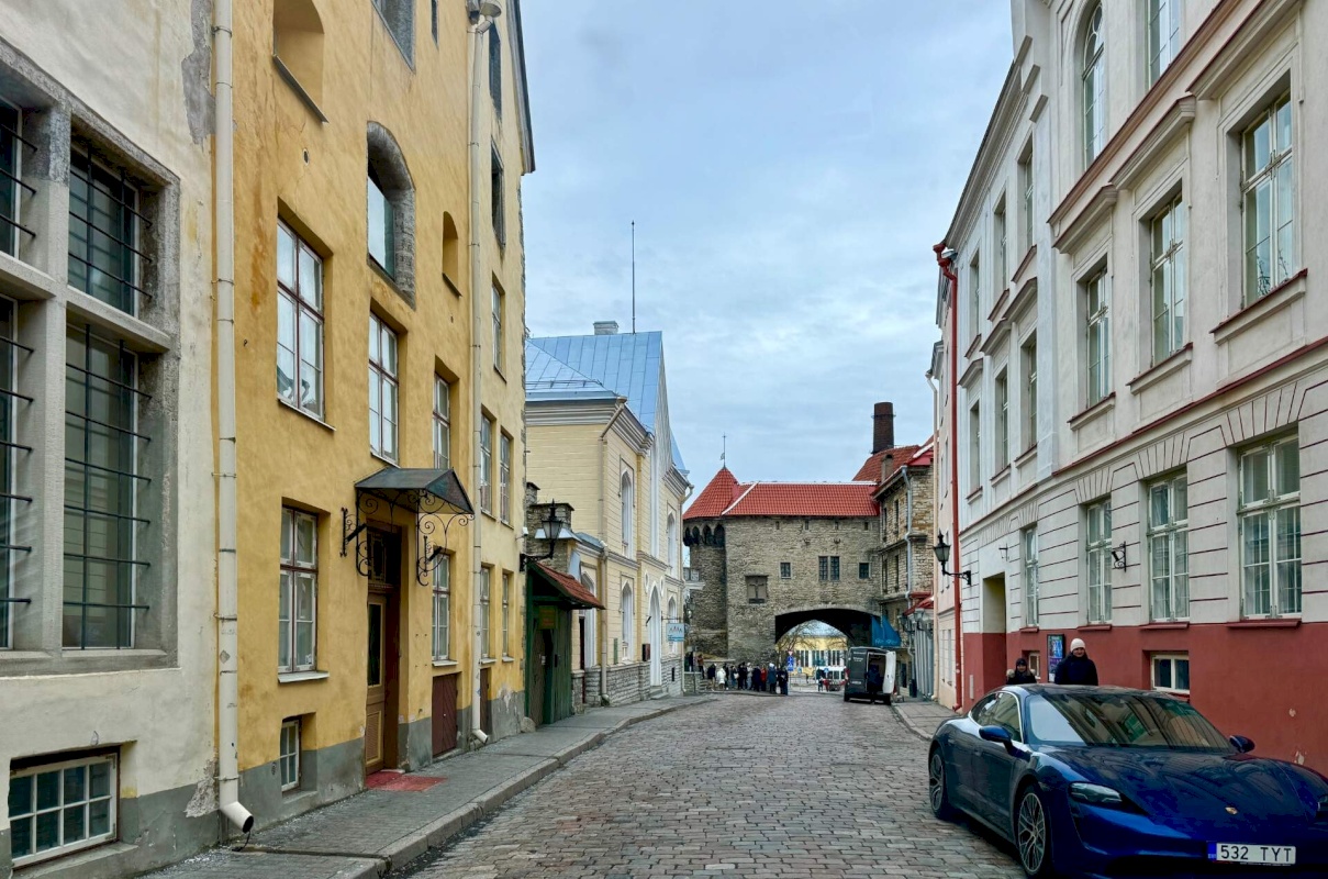 Tallinn, Kesklinna linnaosa, Vanalinn, Pikk jalg 3