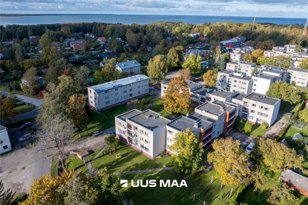 Hiiumaa vald, Kärdla linn, Vabaduse 9