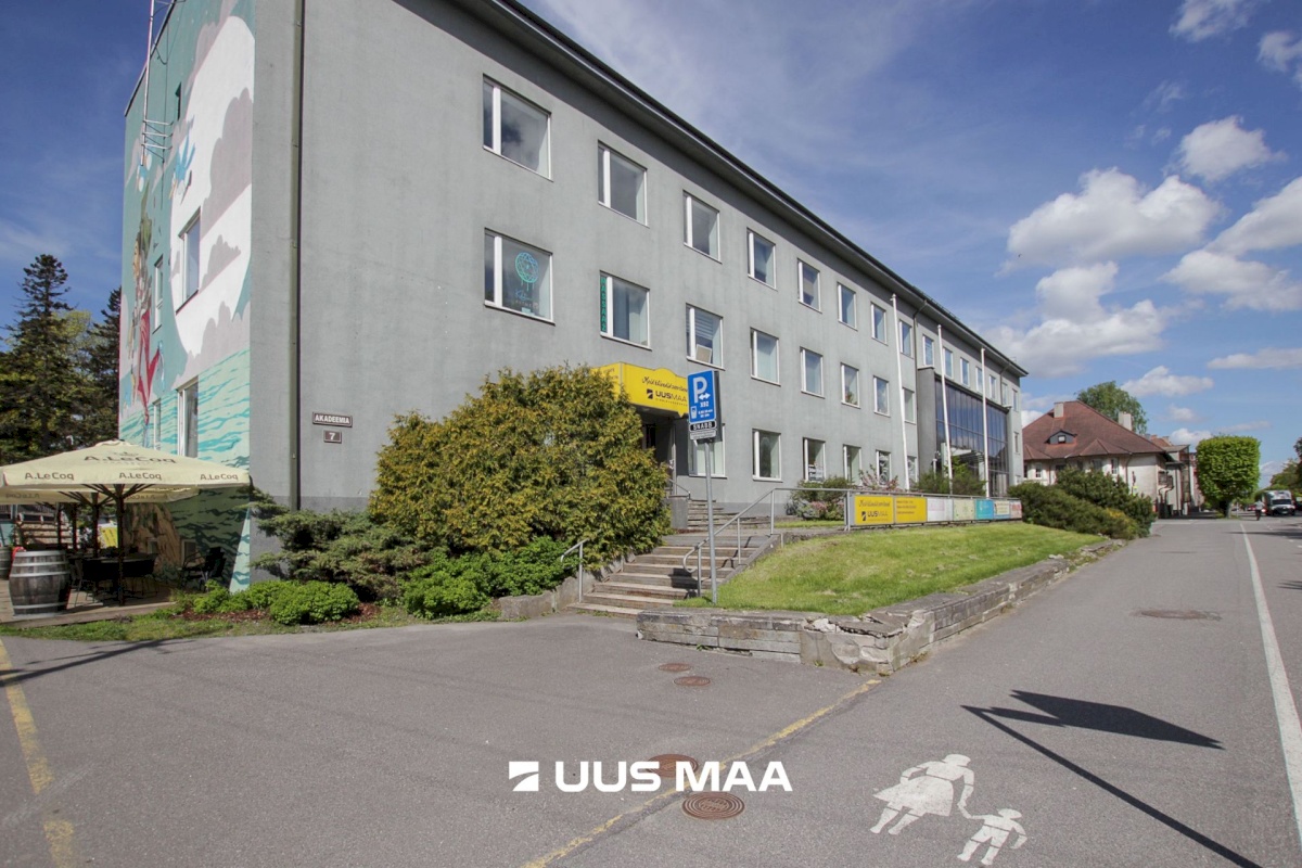 Pärnu linn, Pärnu linn, Kesklinn, Akadeemia 7