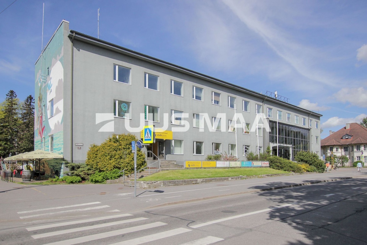 Pärnu linn, Pärnu linn, Kesklinn, Akadeemia 7