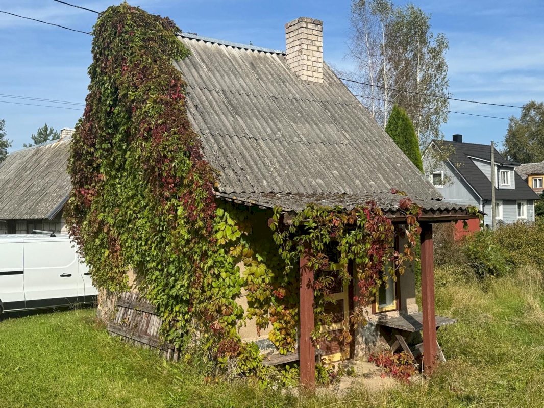 Mulgi vald, Abja-Paluoja linn, Jaama 5