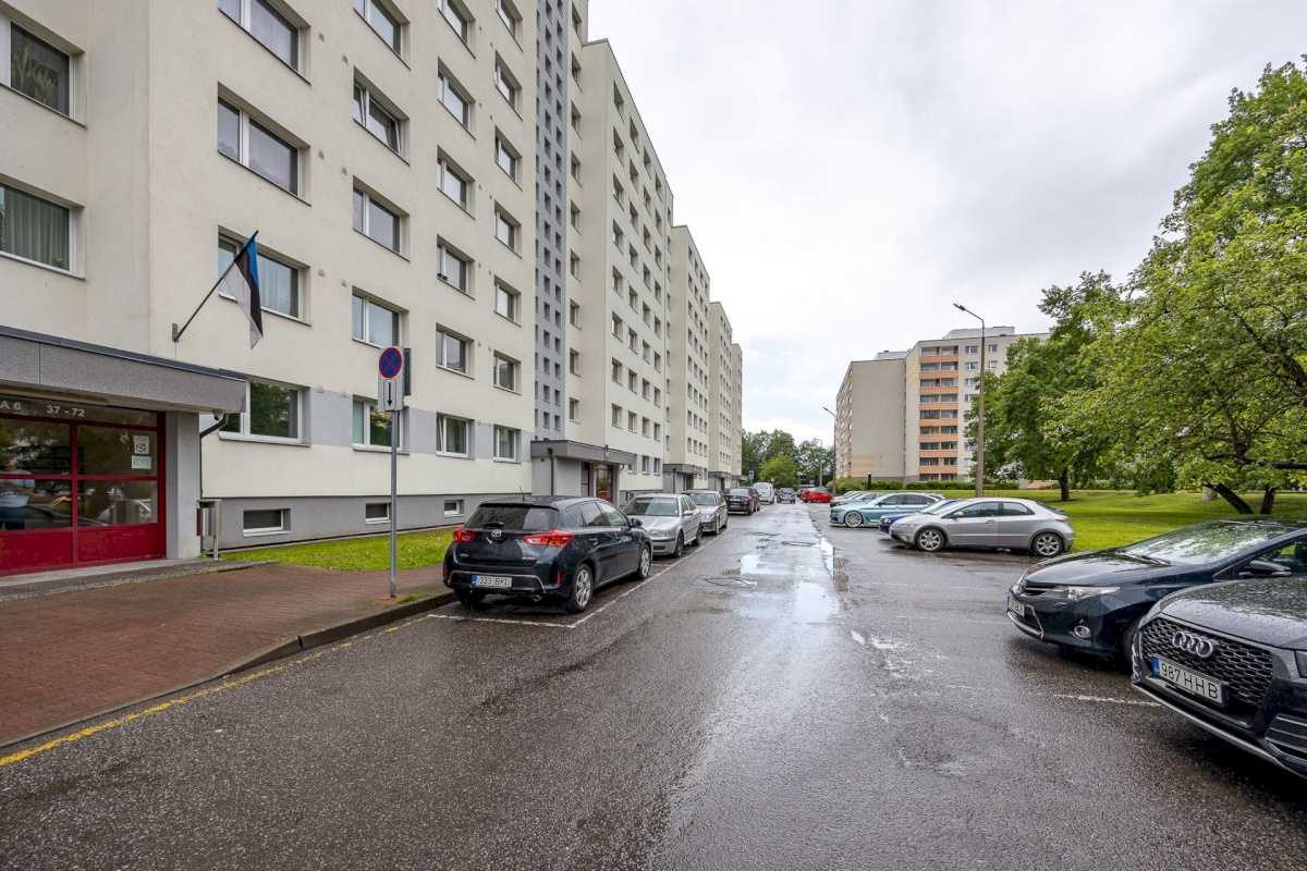 Tallinn, Mustamäe linnaosa, Sõstra 6