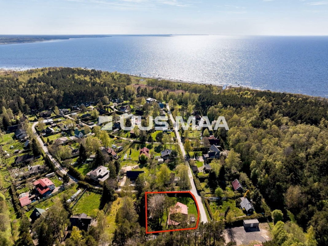 Harku vald, Vääna-Jõesuu küla, Almare tee 5