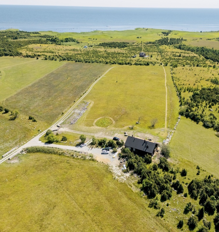 Saaremaa vald, Suure-Rootsi küla