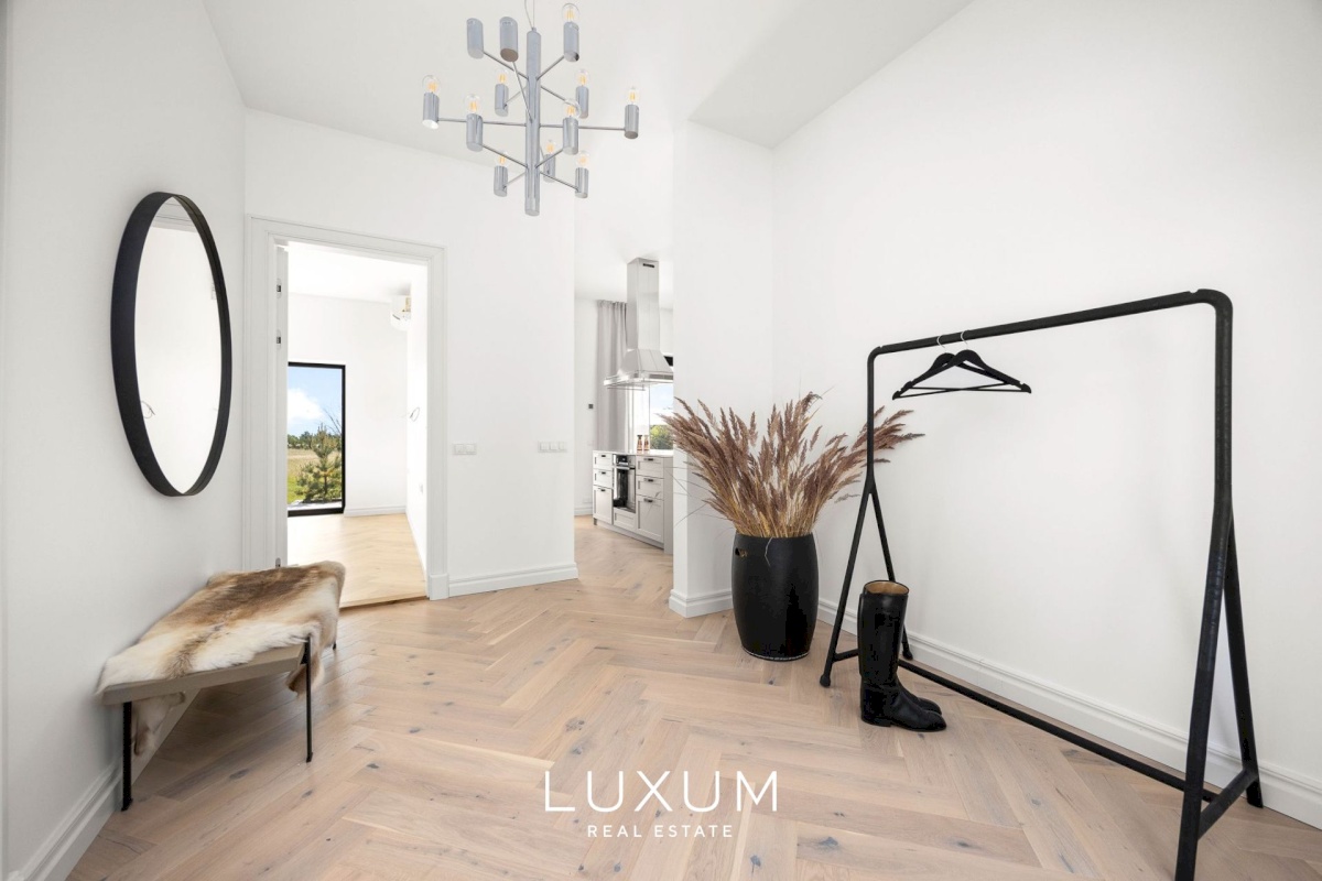 Saaremaa vald, Suure-Rootsi küla, Ruunikivi