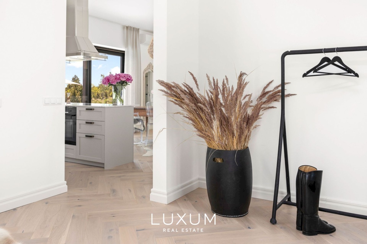 Saaremaa vald, Suure-Rootsi küla, Ruunikivi