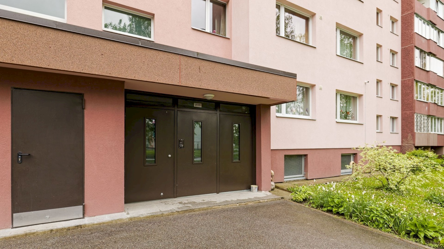 Tallinn, Lasnamäe linnaosa, Mustakivi, Kivila 5