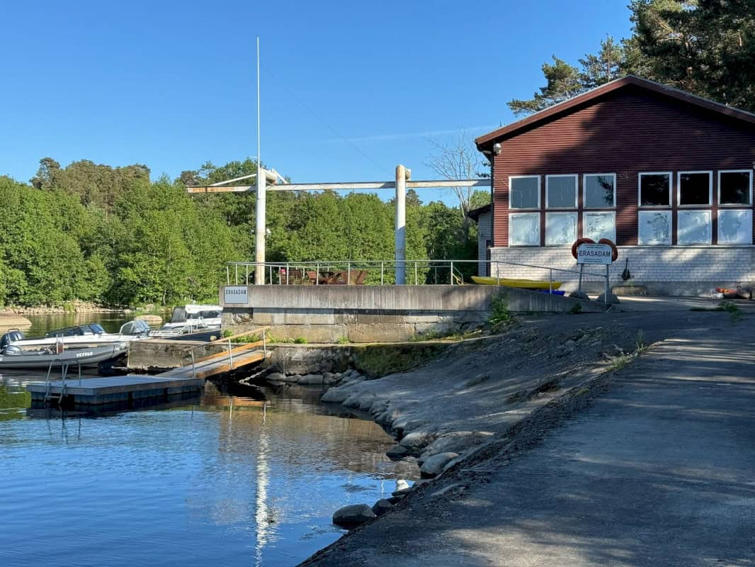 Lääne-Harju vald, Meremõisa küla, Merihobu tee 12