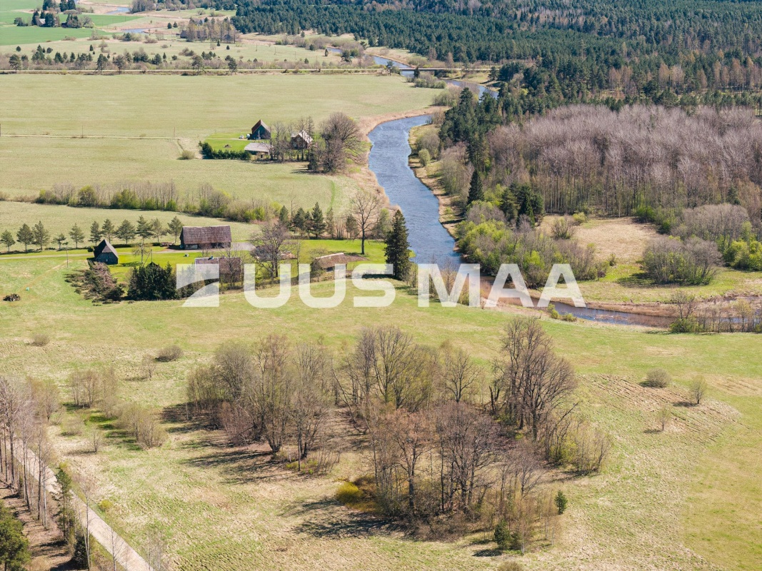 Märjamaa vald, Konuvere küla, Välja