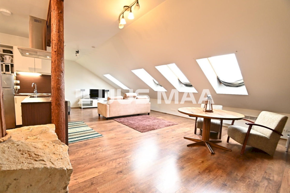 Saaremaa vald, Kuressaare linn, Aia 49