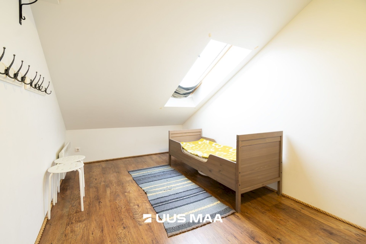 Saaremaa vald, Kuressaare linn, Aia 49