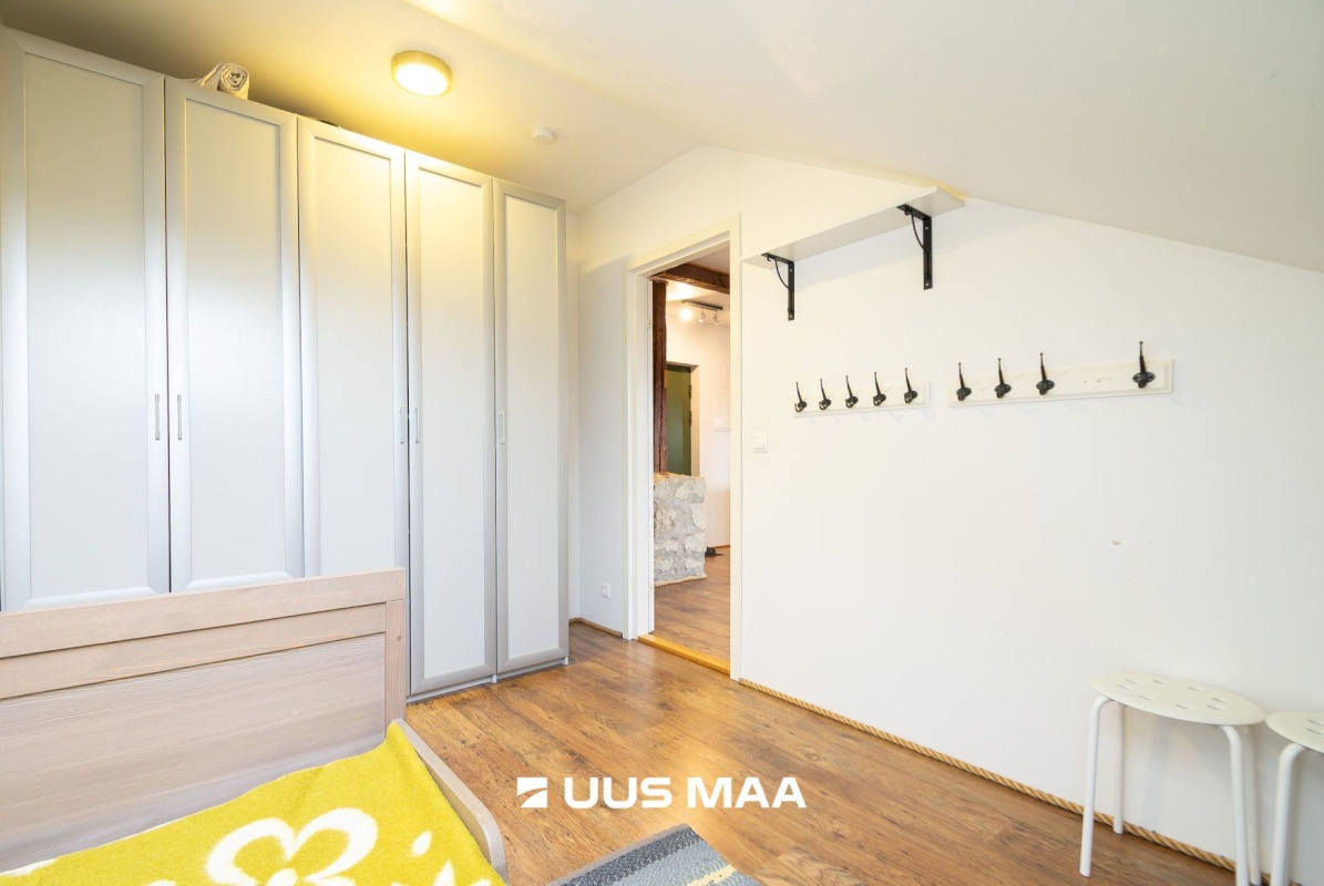 Saaremaa vald, Kuressaare linn, Aia 49