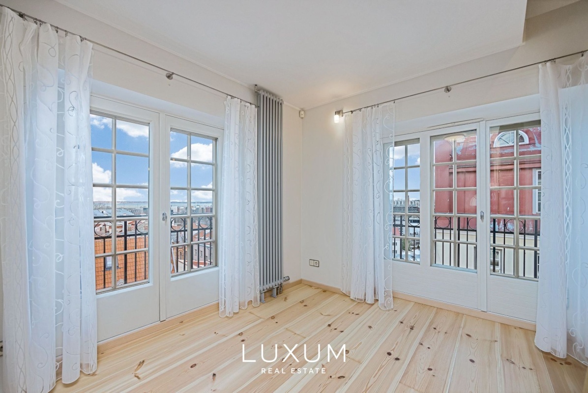 Tallinn, Kesklinna linnaosa, Vanalinna, Pikk 40