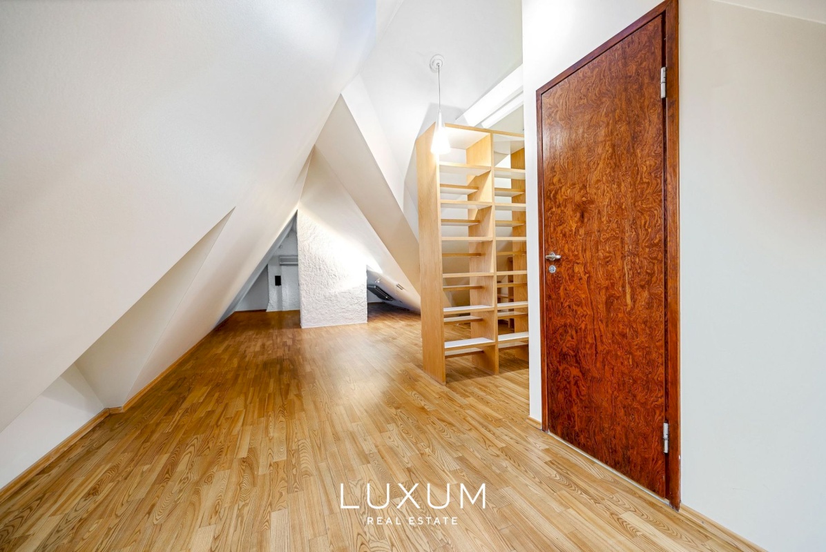 Tallinn, Kesklinna linnaosa, Vanalinna, Pikk 40