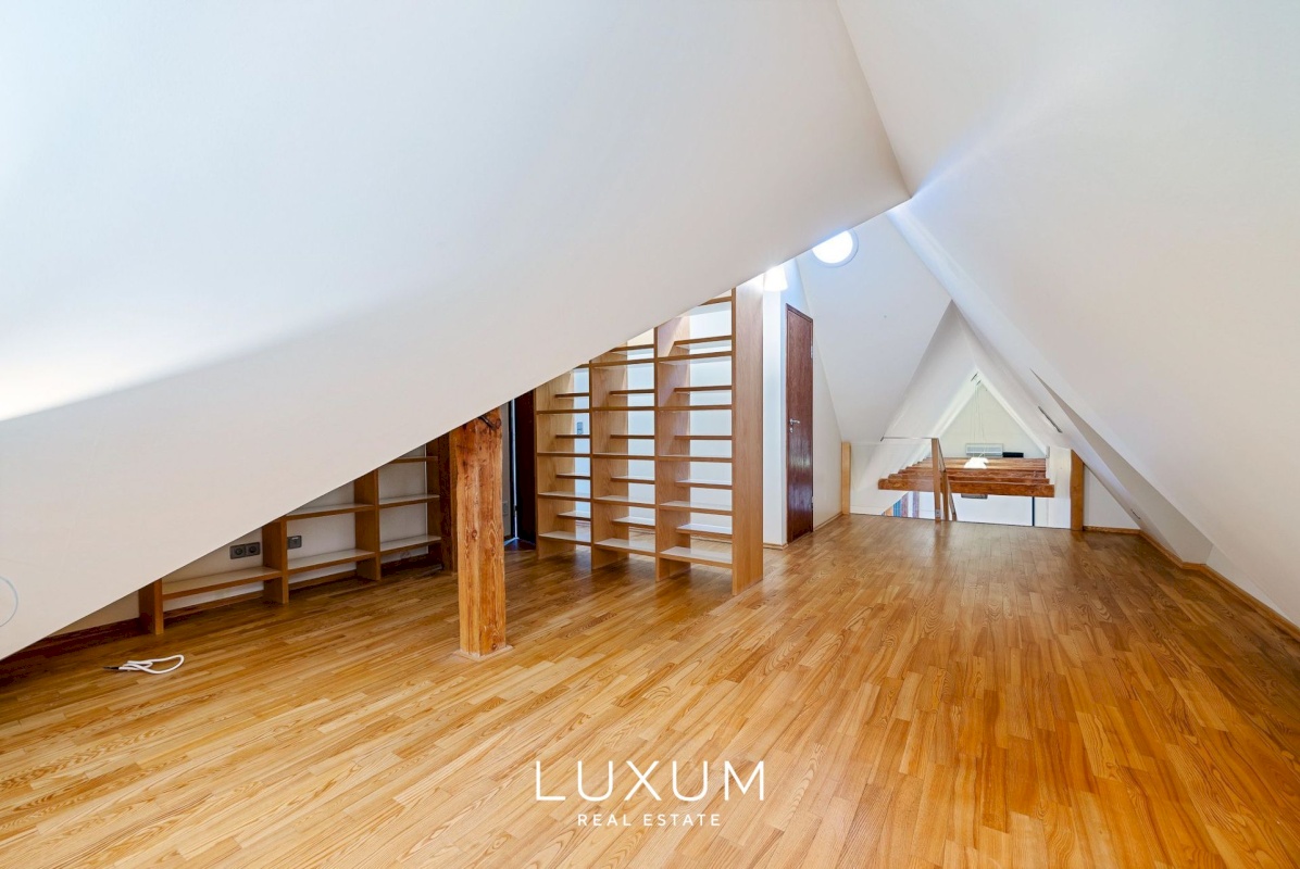 Tallinn, Kesklinna linnaosa, Vanalinna, Pikk 40