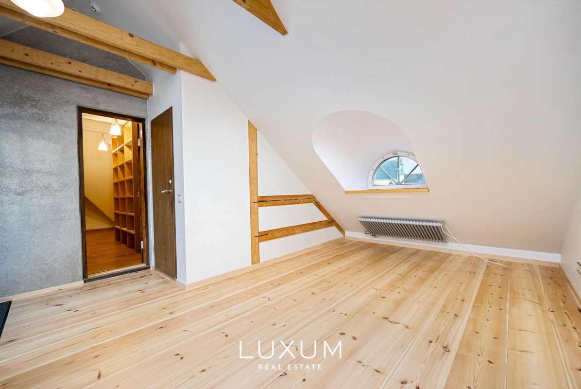 Tallinn, Kesklinna linnaosa, Vanalinna, Pikk 40