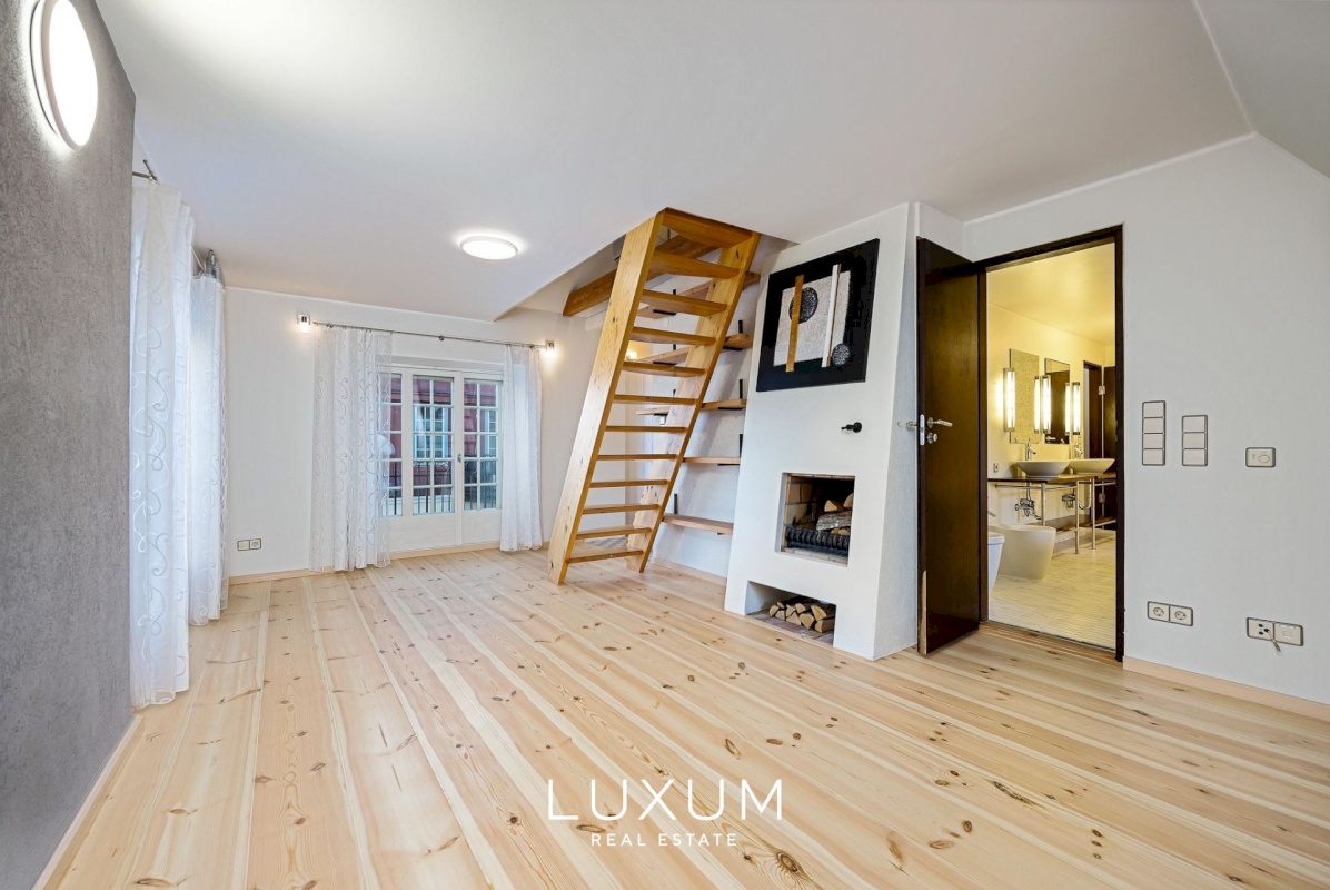 Tallinn, Kesklinna linnaosa, Vanalinna, Pikk 40