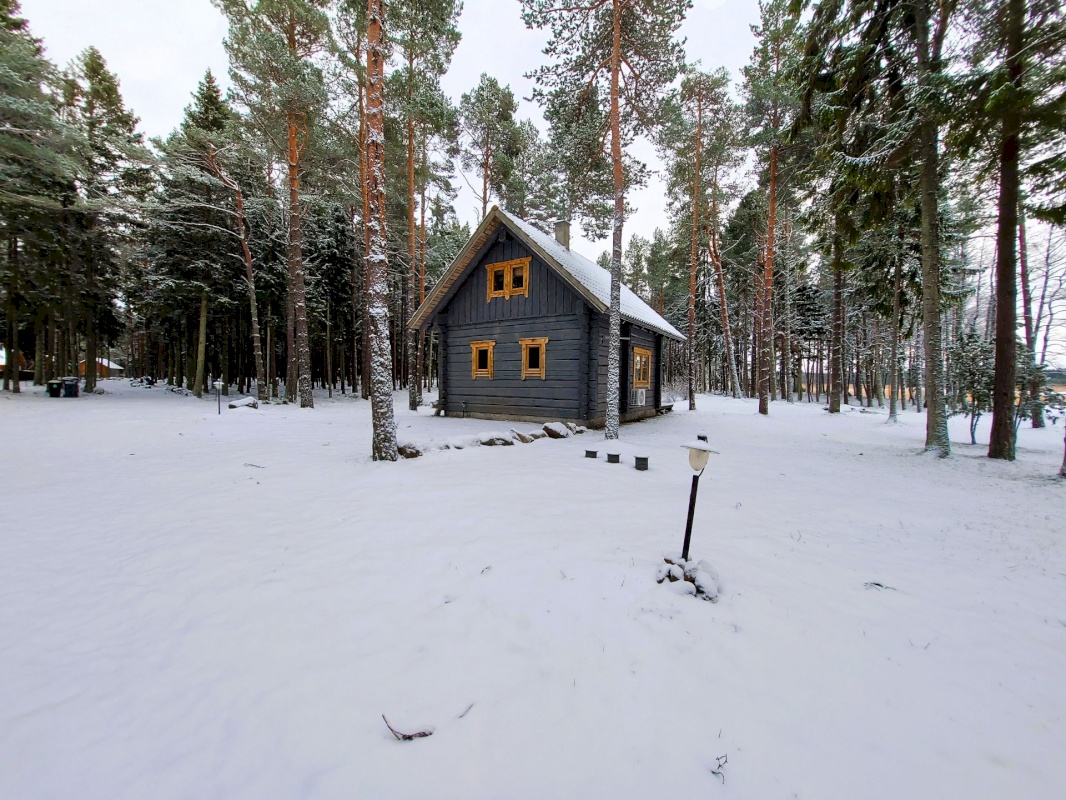 Hiiumaa vald, Suuresadama küla, Roovälja