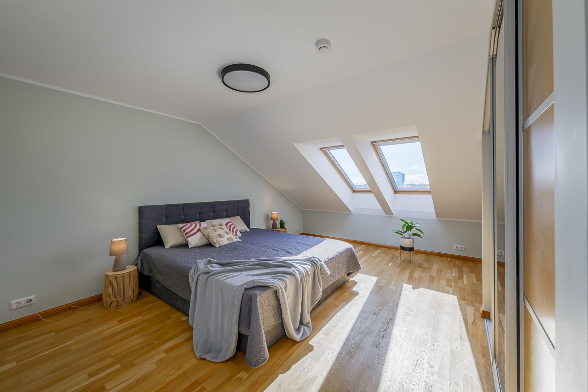 Tallinn, Kesklinna linnaosa, Südalinn, Pärnu mnt 27