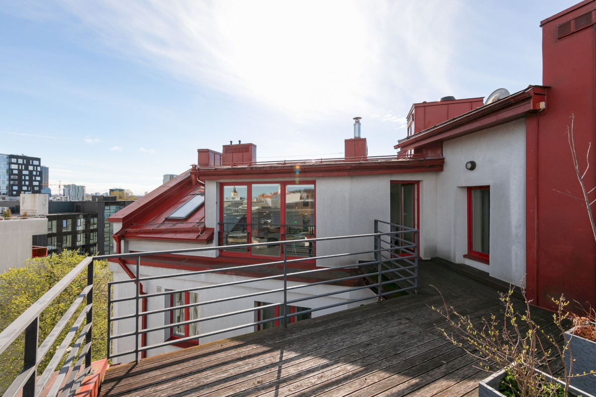 Tallinn, Kesklinna linnaosa, Südalinn, Pärnu mnt 27