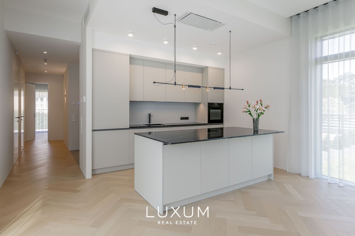 Viimsi vald, Pärnamäe küla, Kesk-kaare 42