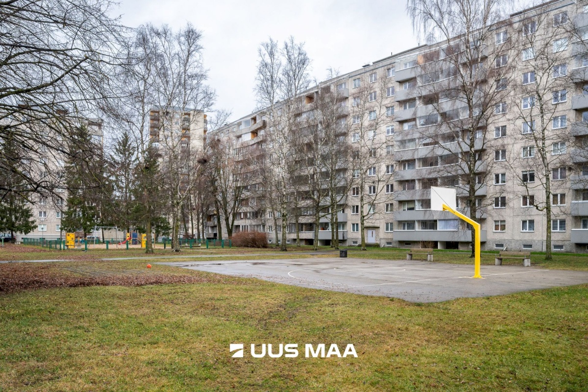 Tallinn, Haabersti linnaosa, Väike-Õismäe, Õismäe tee 80