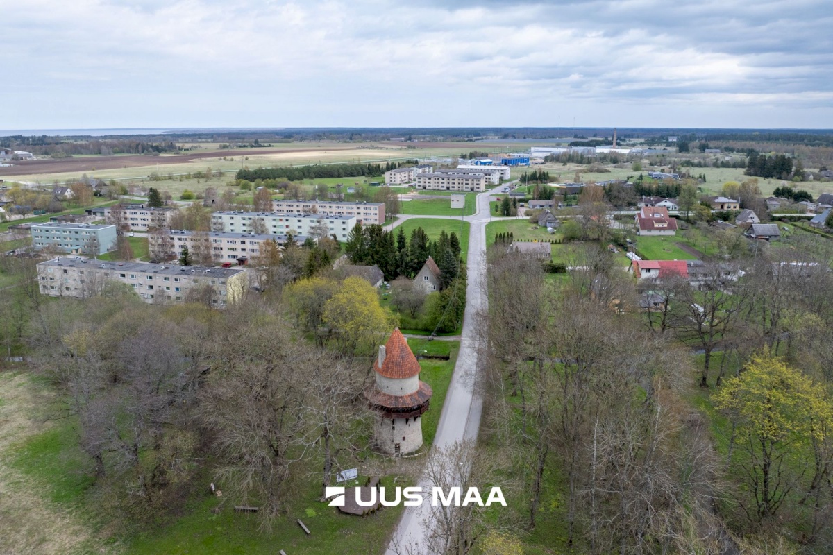 Kuusalu vald, Kiiu alevik, Torni 7