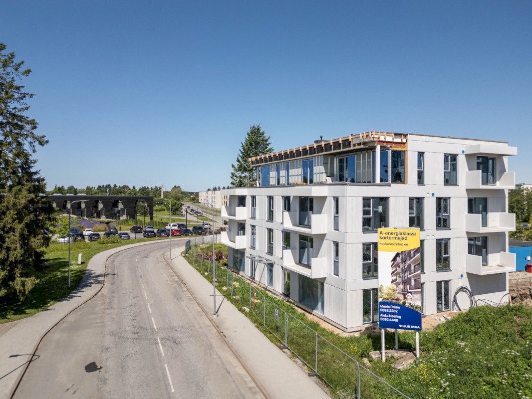 Saue vald, Saue linn, Keskuse 1/1-4