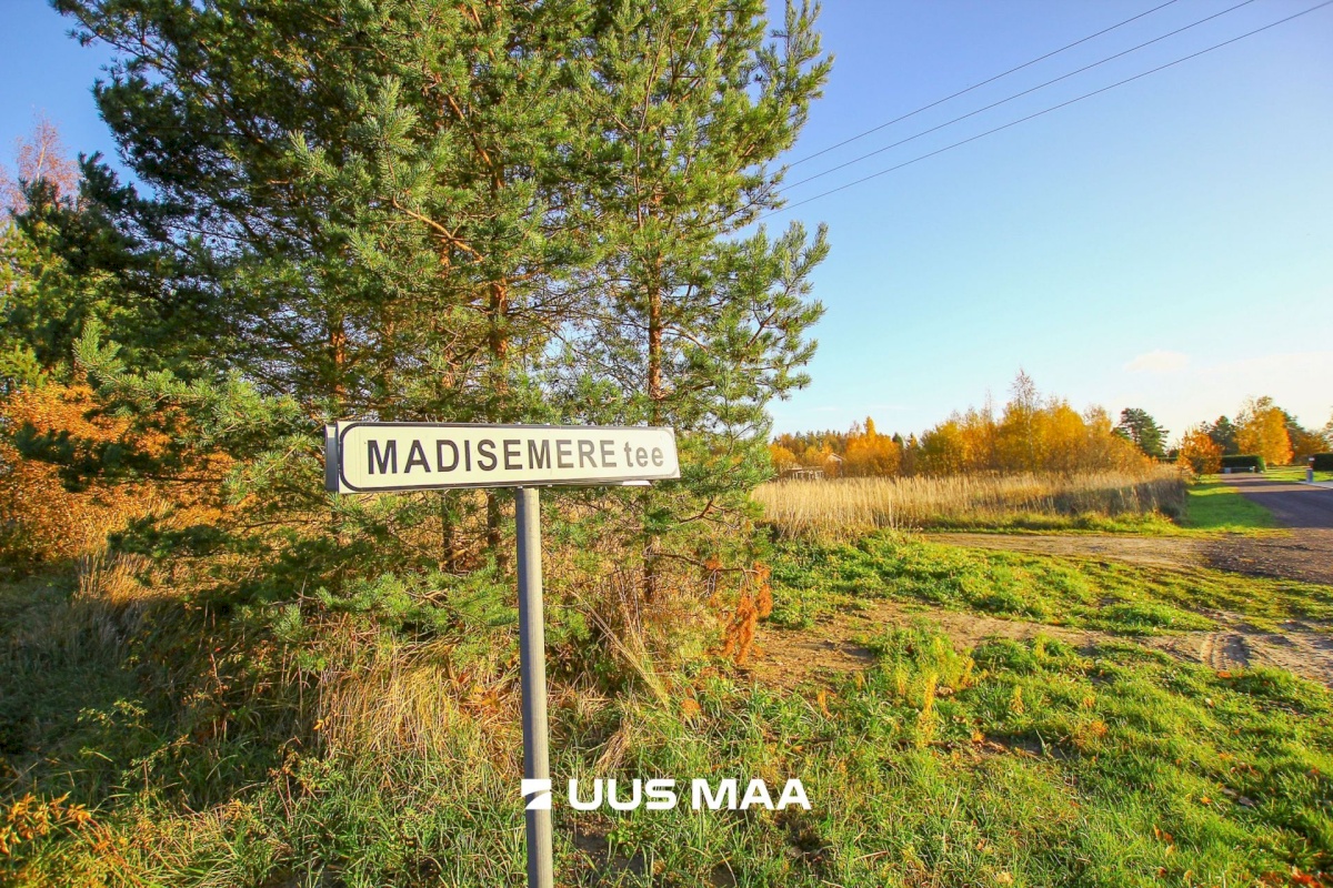 Pärnu linn, Marksa küla, Madisemere tee 3