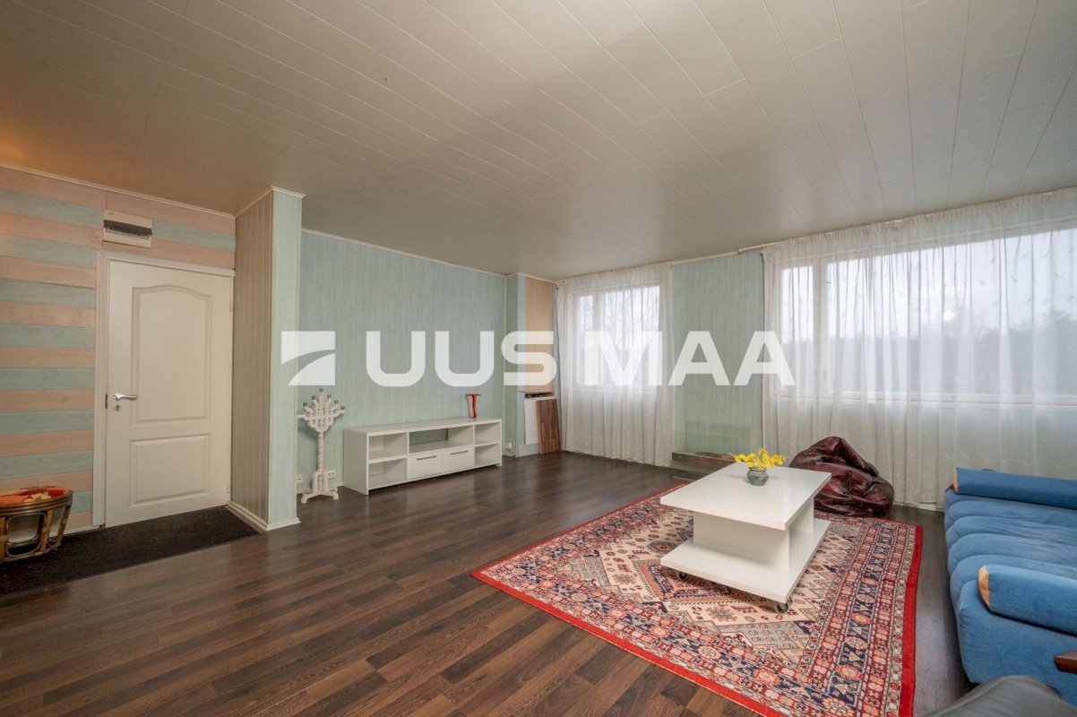 Lääne-Nigula vald, Palivere alevik, Põllu 8