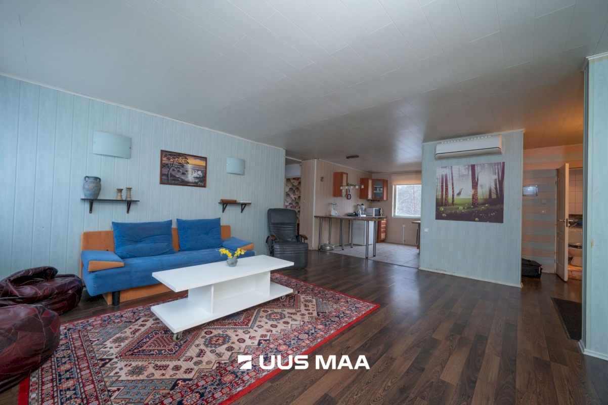 Lääne-Nigula vald, Palivere alevik, Põllu 8