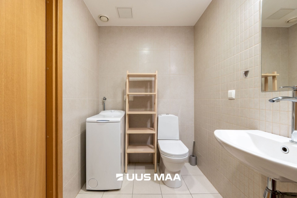 Tallinn, Põhja-Tallinna linnaosa, Pelgulinna, Helme 14/1