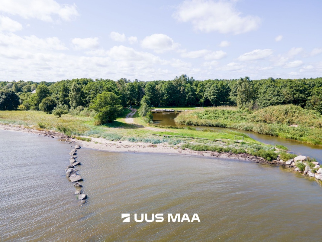 Saaremaa vald, Kaavi küla, Ristipõllu,  Kadaka,  Põllu