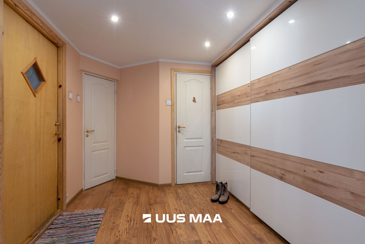 Tartu linn, Tartu linn, Ihaste, Kabina tee 18