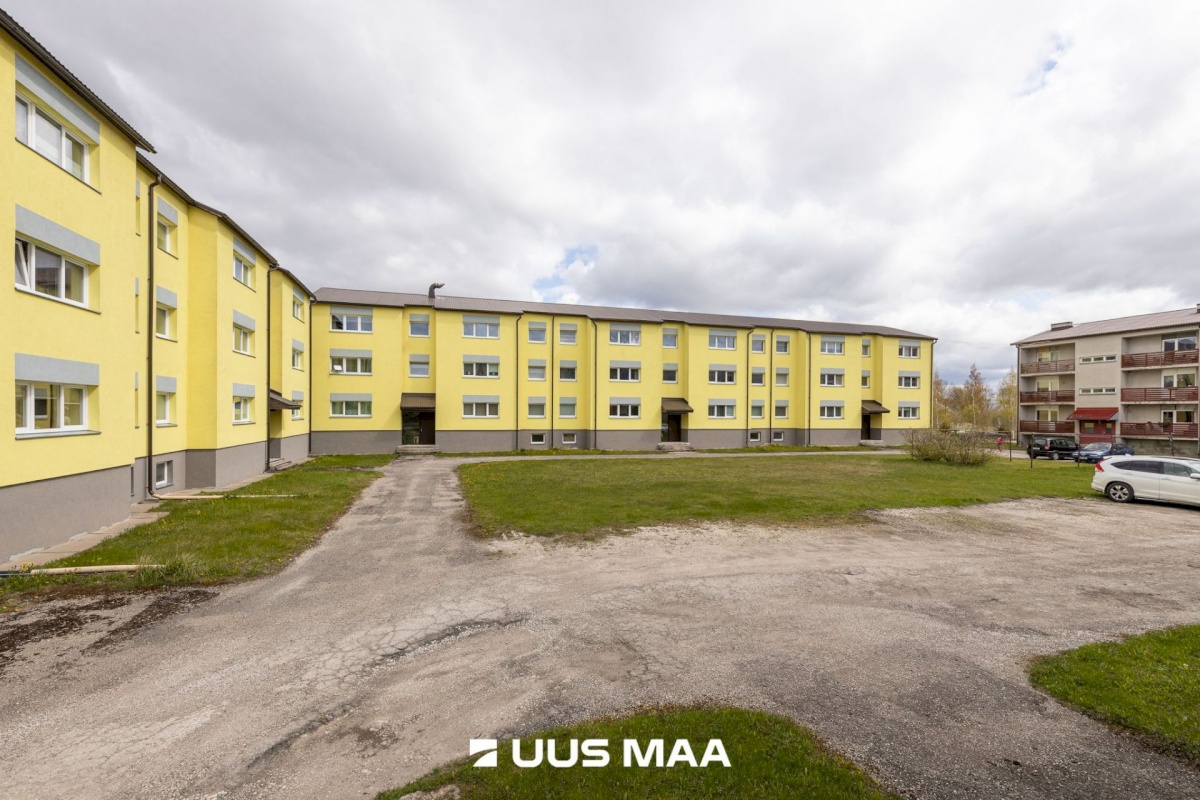 Haapsalu linn, Uuemõisa küla, Haudejaama 22