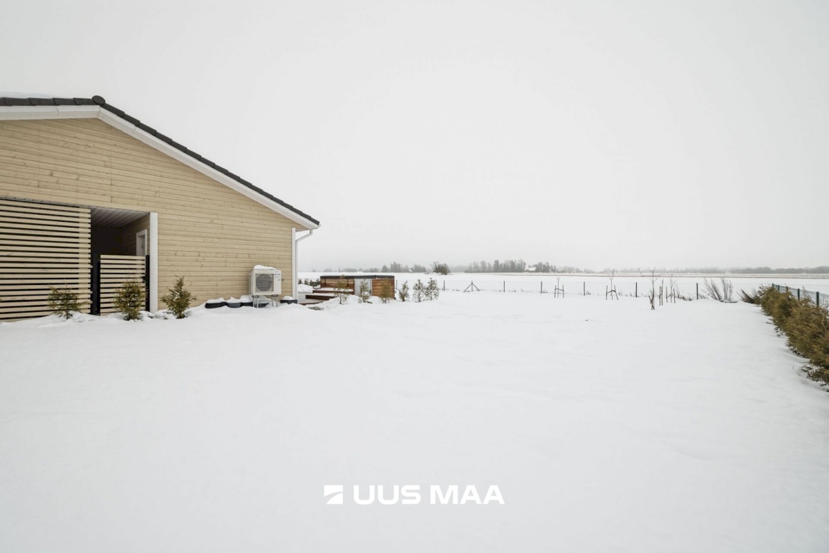 Kose vald, Kose-Uuemõisa alevik, Maasika 3