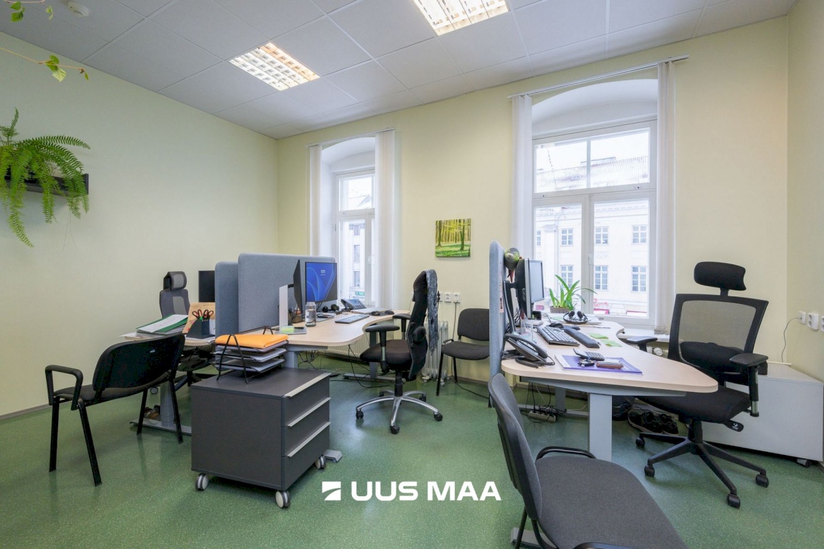 Tartu linn, Tartu linn, Kesklinn, Raekoja plats 9