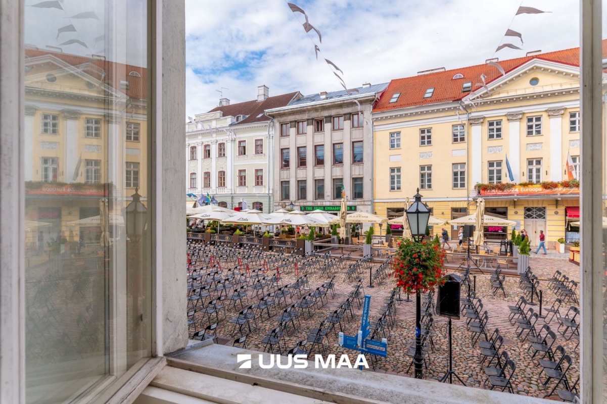 Tartu linn, Tartu linn, Kesklinn, Raekoja plats 9