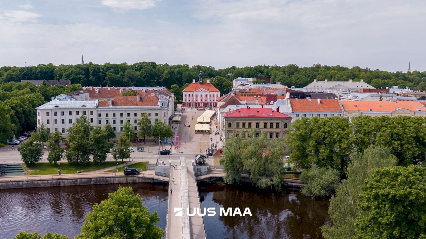 Tartu linn, Tartu linn, Kesklinn, Raekoja plats 9