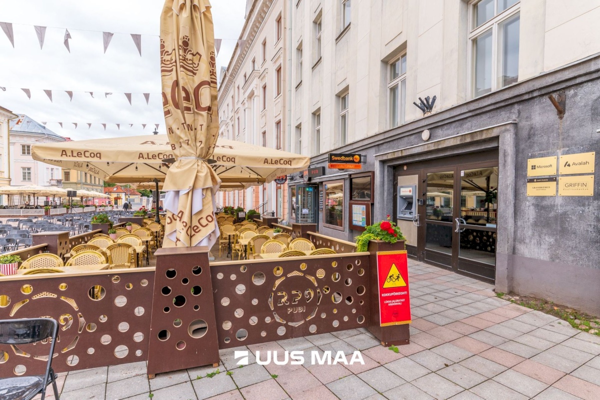 Tartu linn, Tartu linn, Kesklinn, Raekoja plats 9