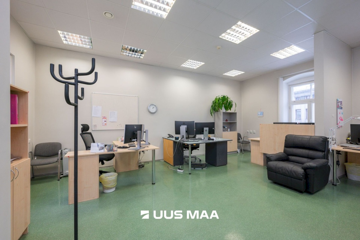 Tartu linn, Tartu linn, Kesklinn, Raekoja plats 9