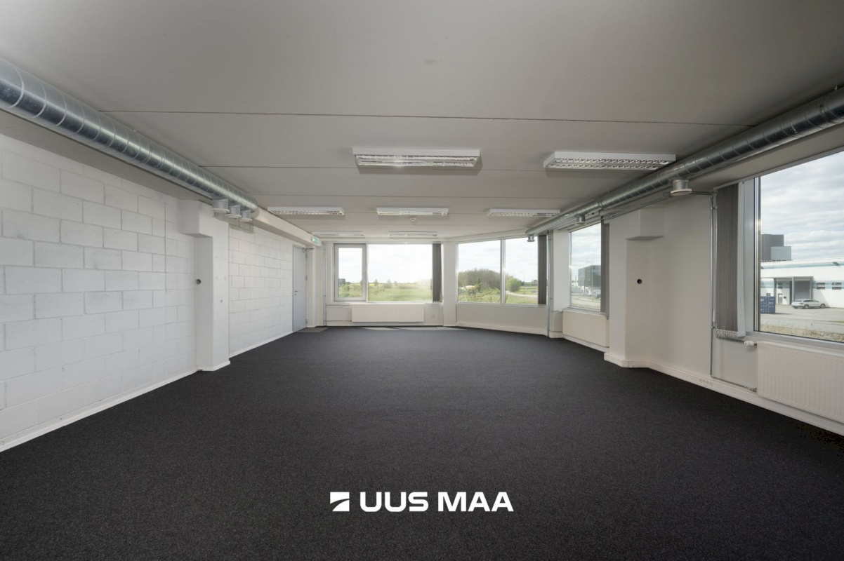 Rae vald, Peetri alevik, Helgi tee 2